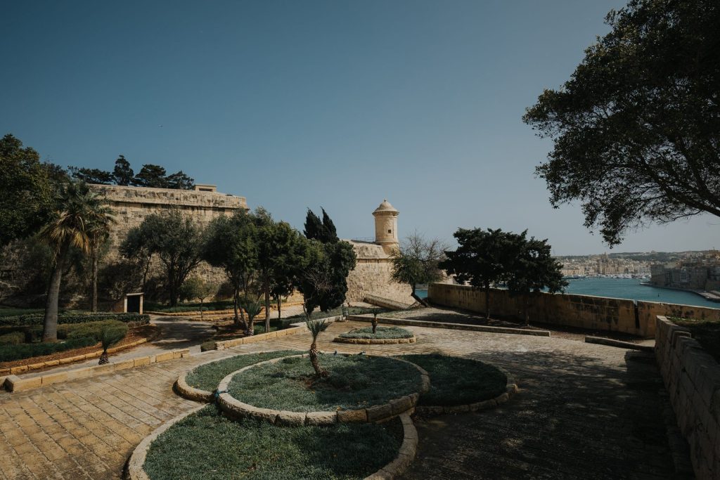 Herbert Ganado Gardens landscaping